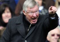 Eight team-mates held him back during Sir Alex Ferguson row before Fergie got the final word Eight team-mates held him back during Sir Alex Ferguson row before Fergie got the final word