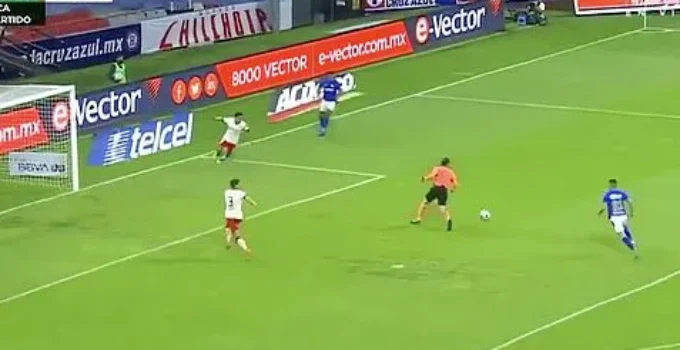 Cruz Azul Had an Open Goal and Then the Referee Got Involved